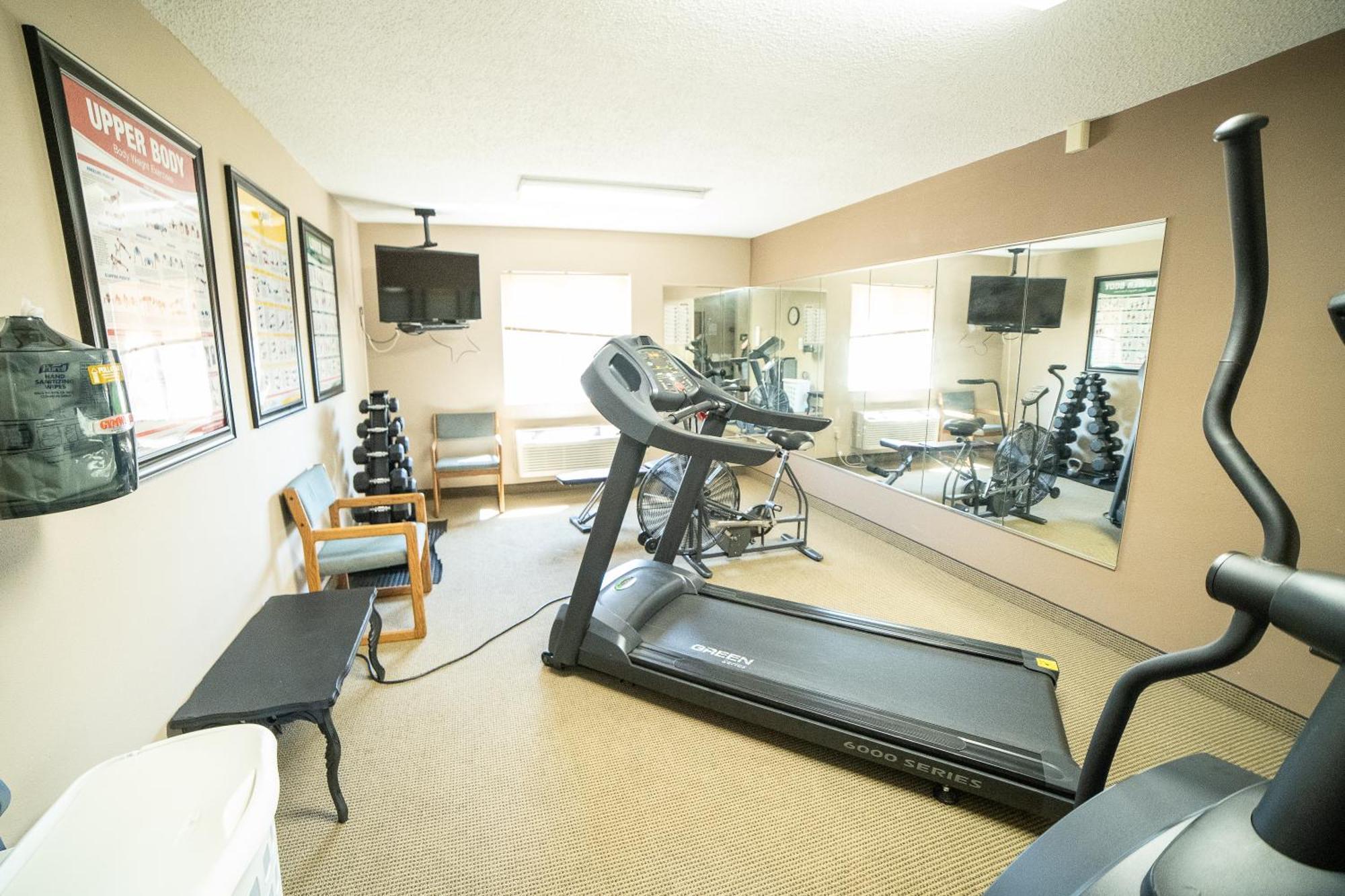 Quality & Near Prairie Lakes Ice Arena 3*